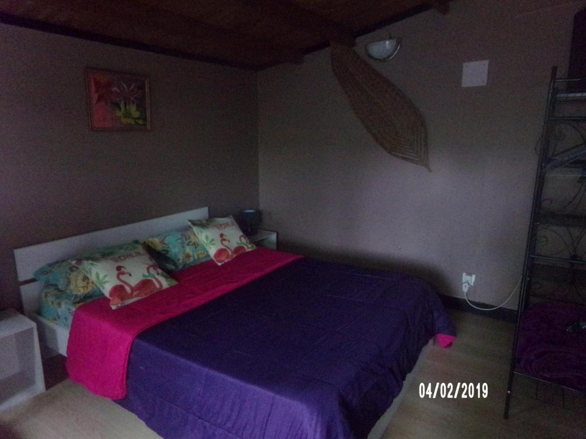 Bed and Breakfast Les Aubepines Bras des Calumets Exterior foto